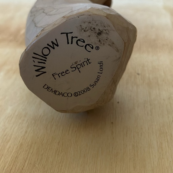 Willow Tree woman - Picture 4 of 5